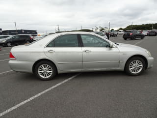 2005 TOYOTA Crown