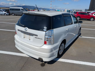 2005 TOYOTA Wish