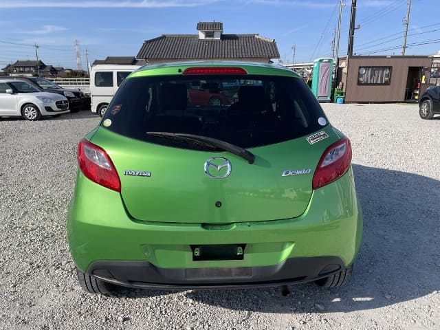 2010 MAZDA Demio