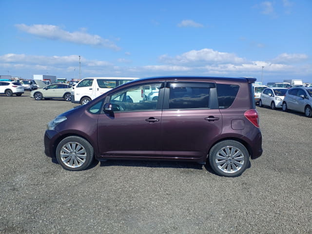 2010 TOYOTA Ractis