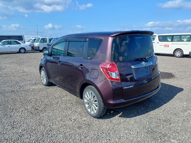2010 TOYOTA Ractis