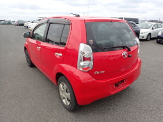 2011 TOYOTA Passo