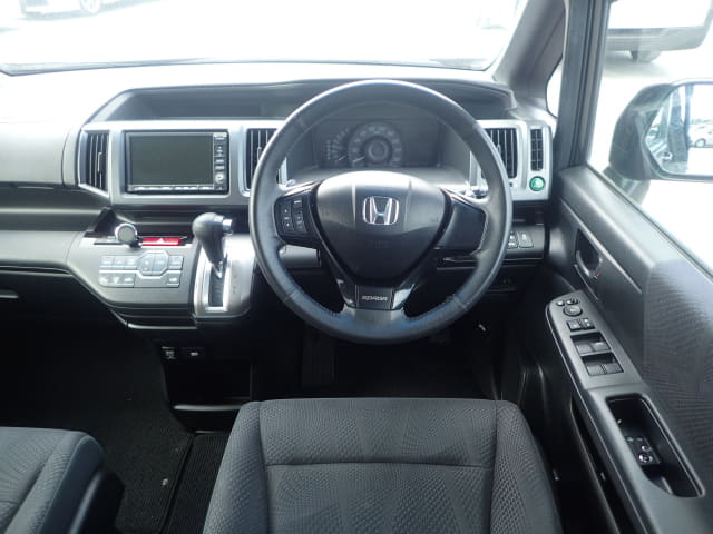 HONDA Step WGN thumbnail 33