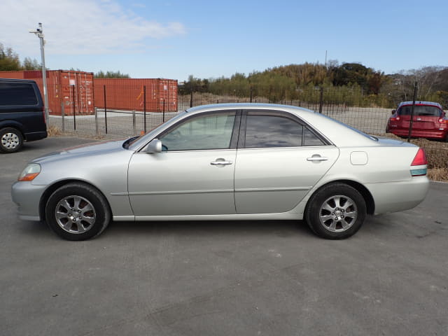 2002 TOYOTA Mark II