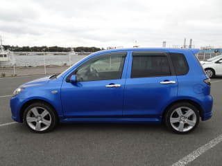2006 MAZDA Demio