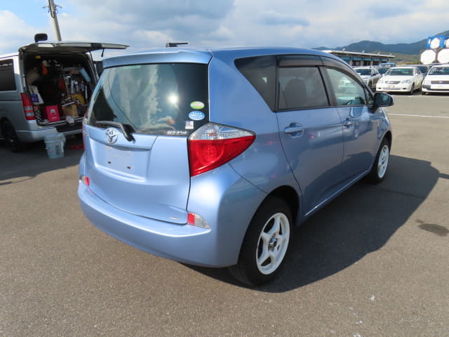 2011 TOYOTA Ractis