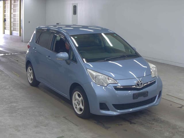 2011 TOYOTA Ractis