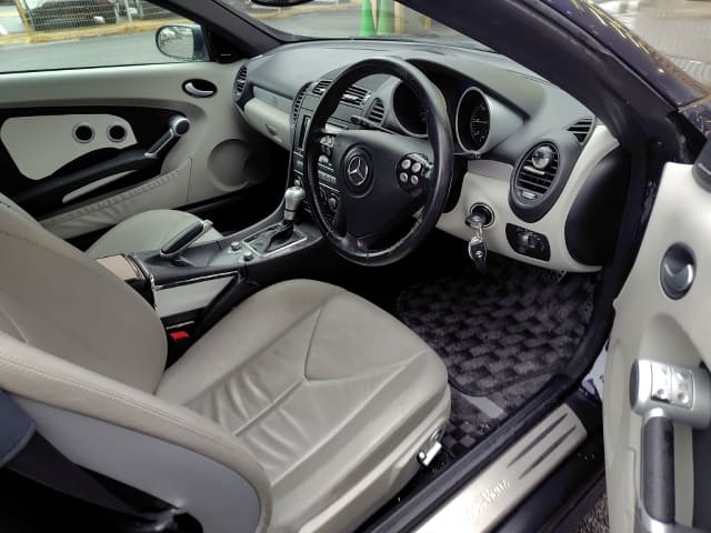 2006 MERCEDES-BENZ SLK