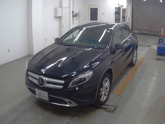 MERCEDES-BENZ GLA-Class