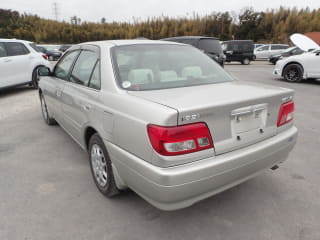 2000 TOYOTA Carina