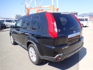 2010 NISSAN X-Trail
