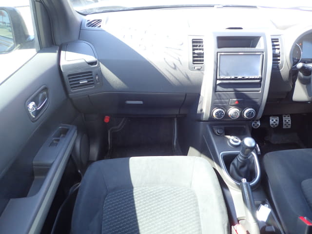 2010 NISSAN X-Trail