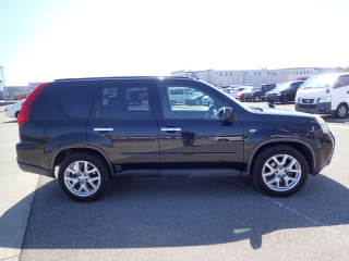 2010 NISSAN X-Trail