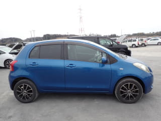2007 TOYOTA Vitz