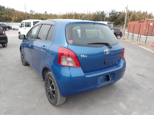 2007 TOYOTA Vitz