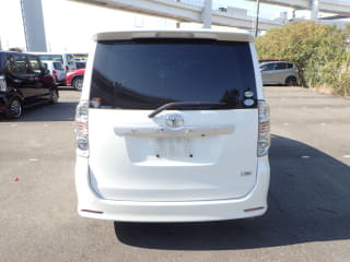 2009 TOYOTA Voxy