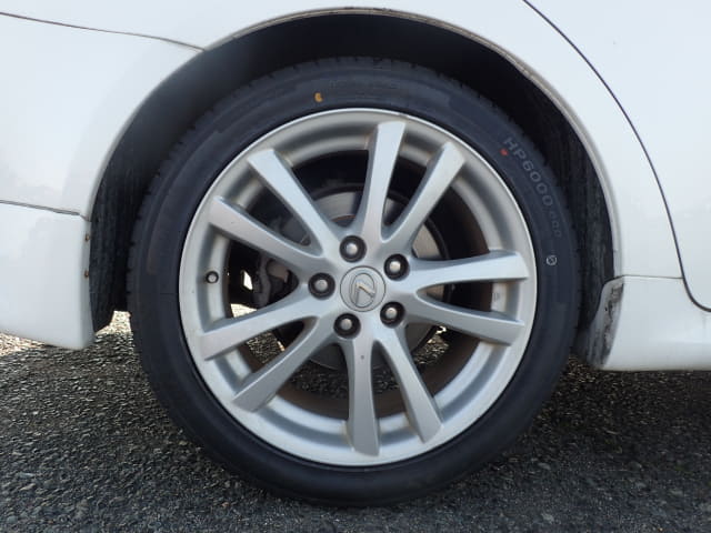 LEXUS IS thumbnail 11