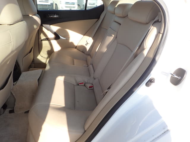 LEXUS IS thumbnail 27