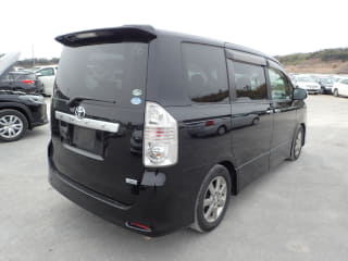2009 TOYOTA Voxy
