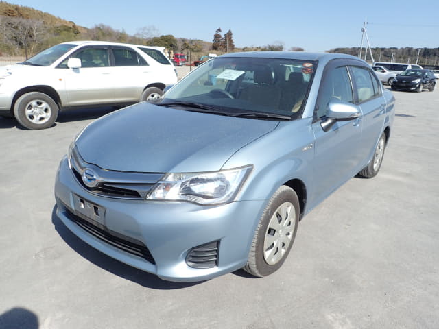 TOYOTA Corolla Axio]