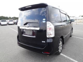 2009 TOYOTA Voxy