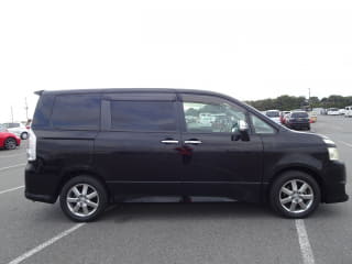 2009 TOYOTA Voxy