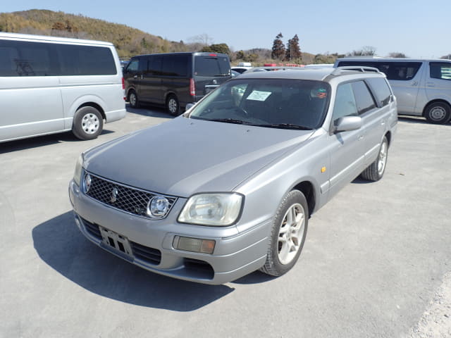 NISSAN Stagea