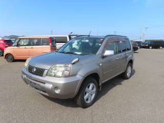 2004 NISSAN X-Trail