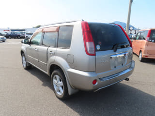 2004 NISSAN X-Trail