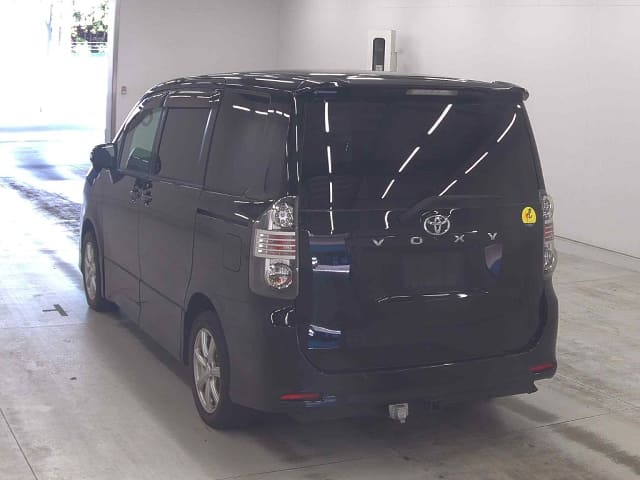 TOYOTA Voxy thumbnail 62