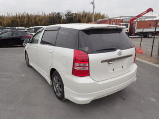2003 TOYOTA Wish