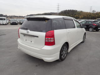 2003 TOYOTA Wish