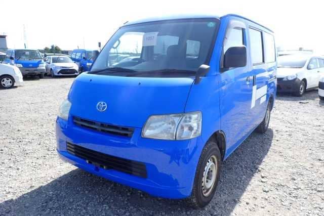 TOYOTA Townace Van
