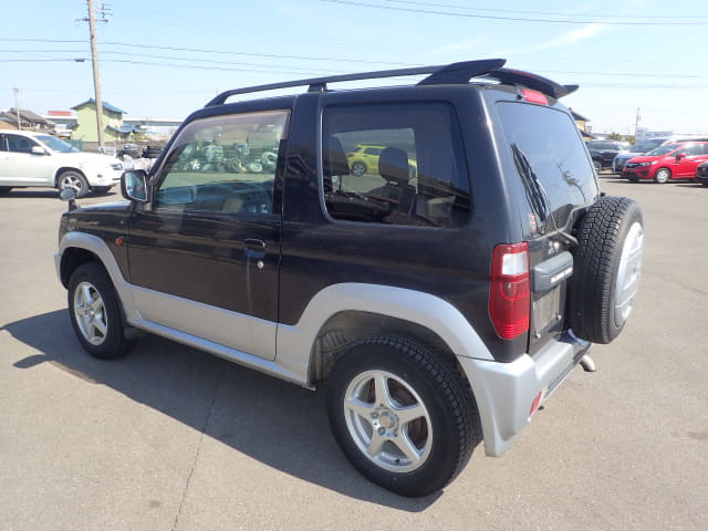 2007 MITSUBISHI Pajero Mini