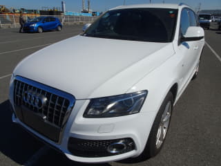 2011 AUDI Q5