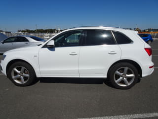 2011 AUDI Q5
