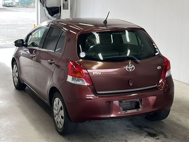 2009 TOYOTA Vitz