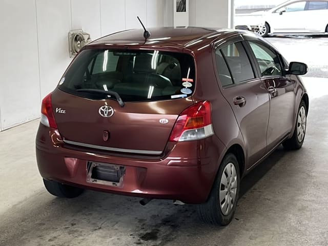 2009 TOYOTA Vitz