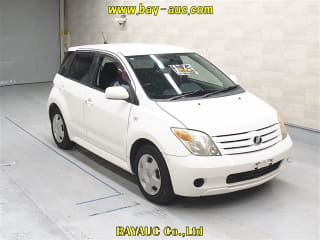 2005 TOYOTA IST