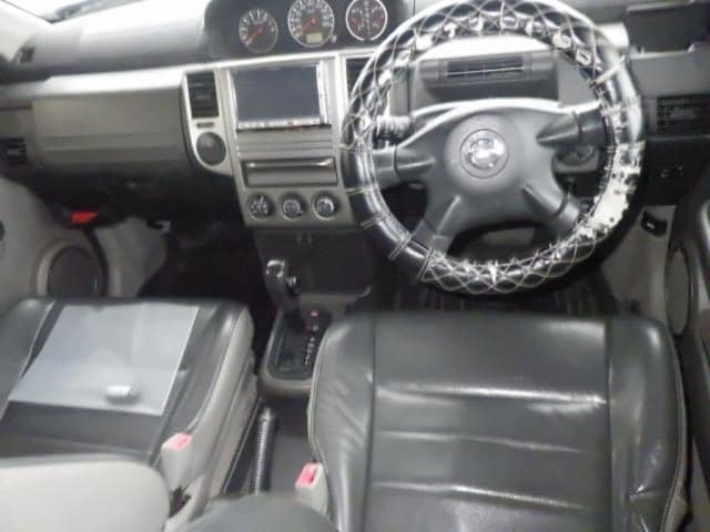 2005 NISSAN X-Trail