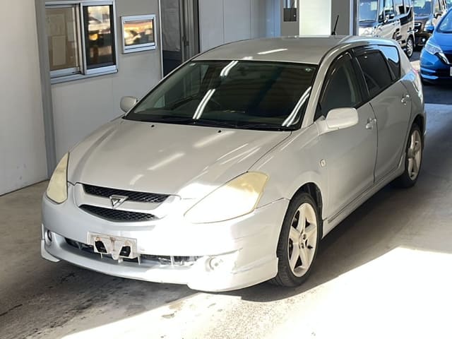 TOYOTA Caldina
