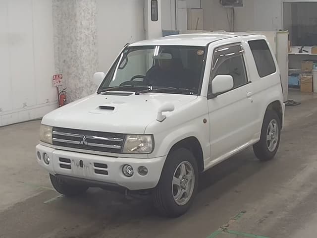 MITSUBISHI Pajero Mini