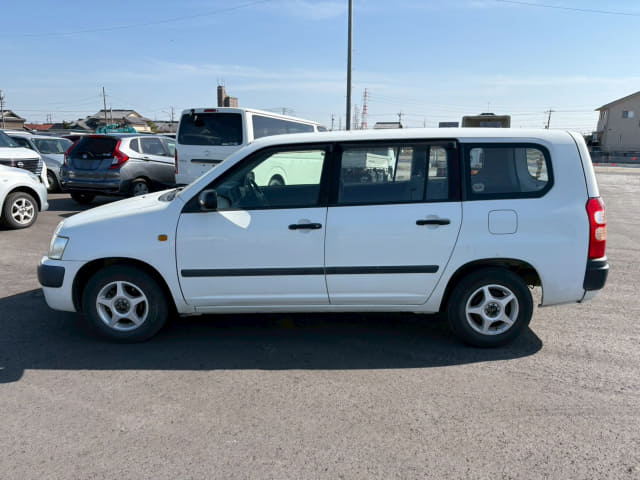 2004 TOYOTA Succeed Van