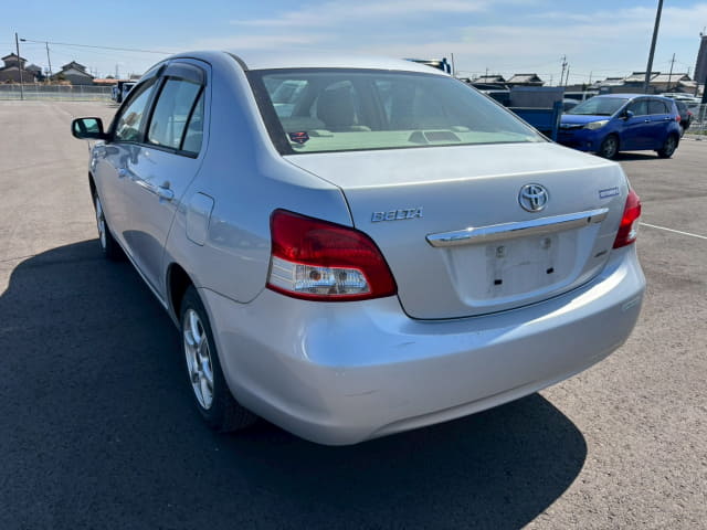 2007 TOYOTA Belta