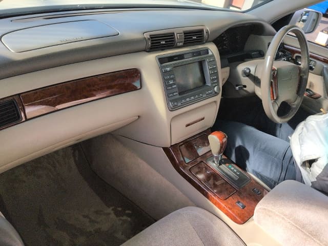 2000 TOYOTA Crown