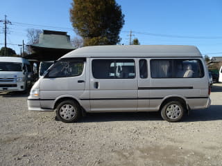 2002 TOYOTA Hiace Wagon