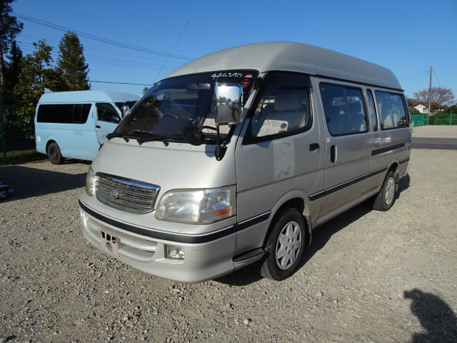 2002 TOYOTA Hiace Wagon