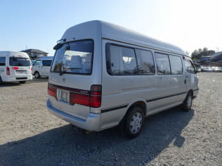 2002 TOYOTA Hiace Wagon