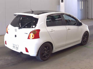 2007 TOYOTA Vitz