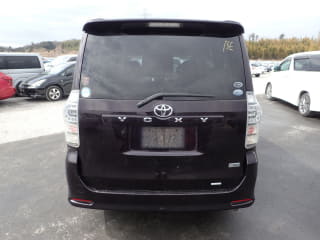 2010 TOYOTA Voxy